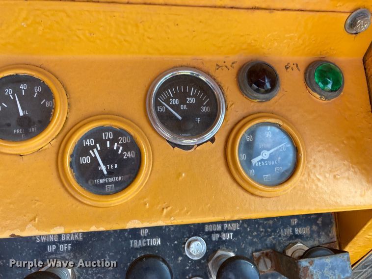 image for item DJ6178 1974 Koehring 440  crane