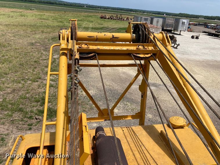 image for item DJ6178 1974 Koehring 440  crane