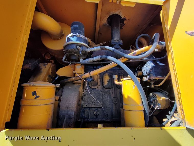 image for item DJ6178 1974 Koehring 440  crane