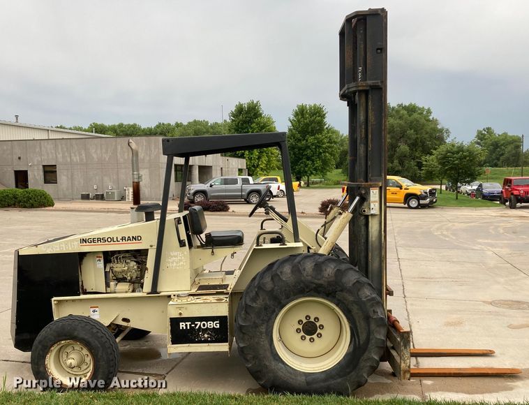 image for item DJ6180 1998 Ingersoll Rand RT-708G  forklift