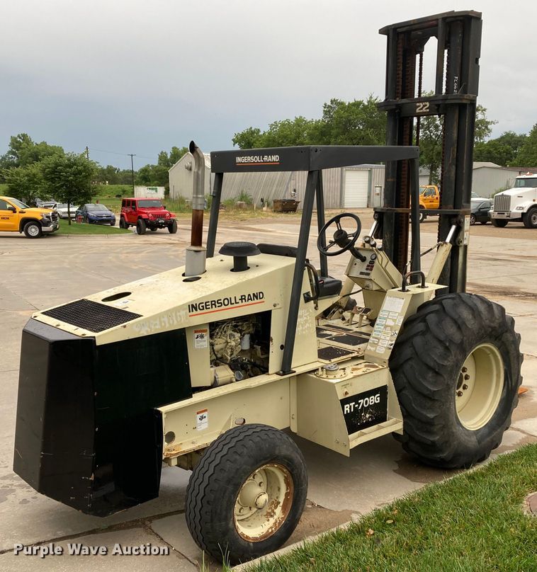 image for item DJ6180 1998 Ingersoll Rand RT-708G  forklift