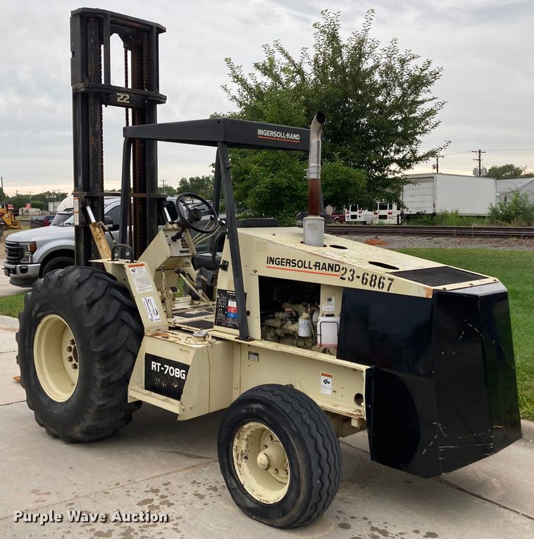image for item DJ6180 1998 Ingersoll Rand RT-708G  forklift