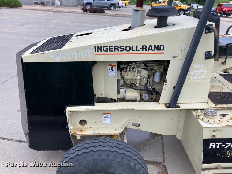 image for item DJ6180 1998 Ingersoll Rand RT-708G  forklift