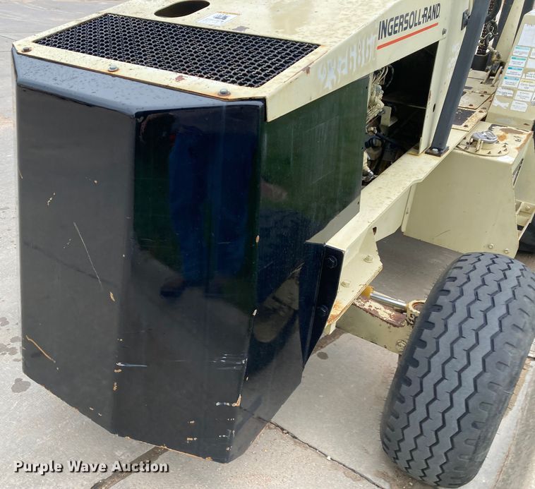 image for item DJ6180 1998 Ingersoll Rand RT-708G  forklift