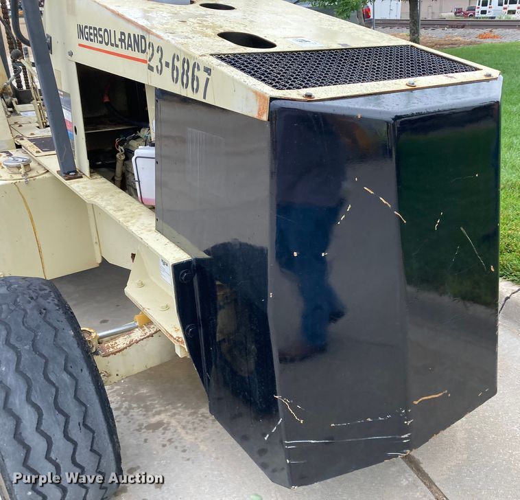 image for item DJ6180 1998 Ingersoll Rand RT-708G  forklift