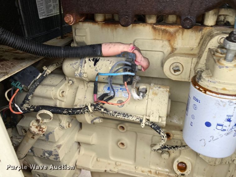 image for item DJ6180 1998 Ingersoll Rand RT-708G  forklift