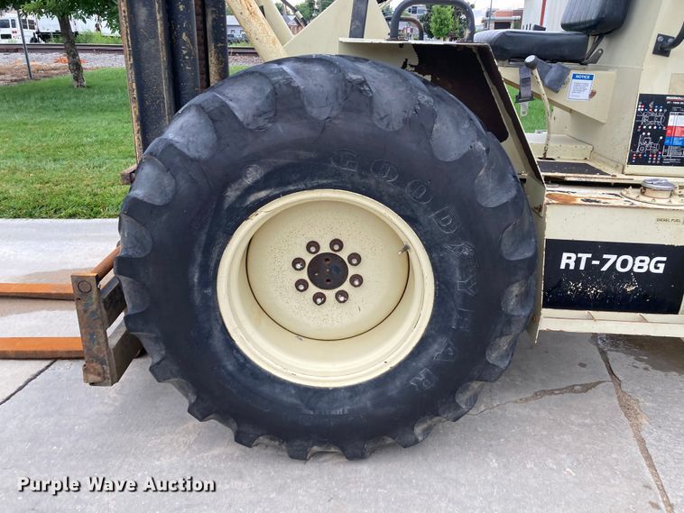 image for item DJ6180 1998 Ingersoll Rand RT-708G  forklift