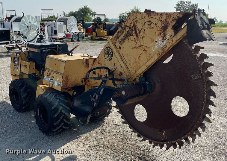 image for item DL3837 1999 Vermeer LM42  rock saw