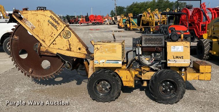 image for item DL3837 1999 Vermeer LM42  rock saw