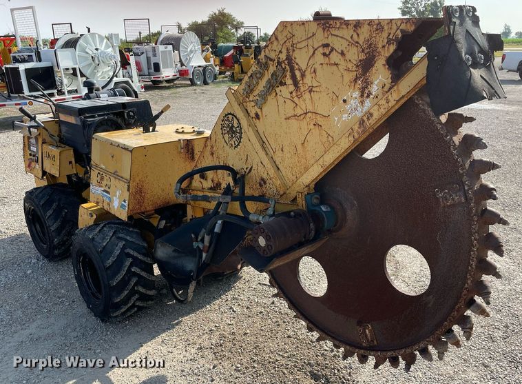 image for item DL3837 1999 Vermeer LM42  rock saw