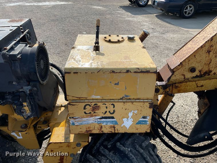 image for item DL3837 1999 Vermeer LM42  rock saw