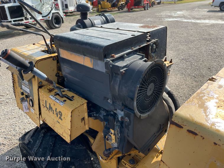 image for item DL3837 1999 Vermeer LM42  rock saw