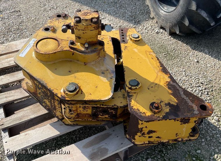 image for item DL3837 1999 Vermeer LM42  rock saw