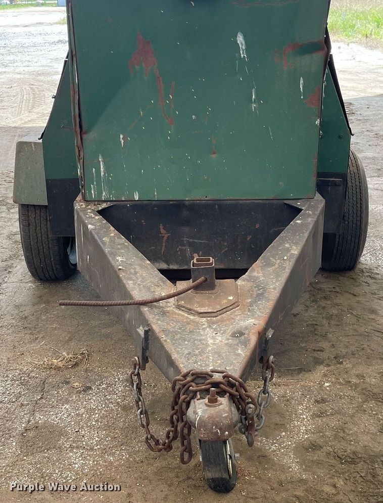 image for item DL3844 Smith  air compressor