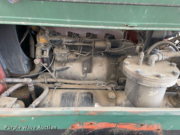 image for item DL3844 Smith  air compressor