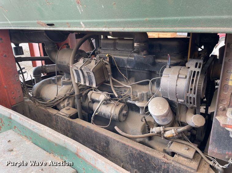 image for item DL3844 Smith  air compressor