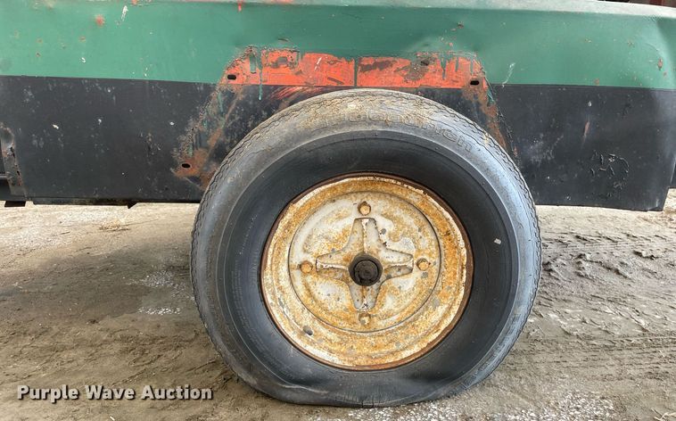 image for item DL3844 Smith  air compressor