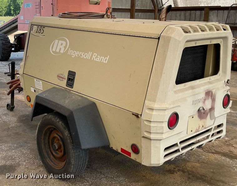 image for item DL3845 2007 Ingersoll Rand P185WJD  air compressor