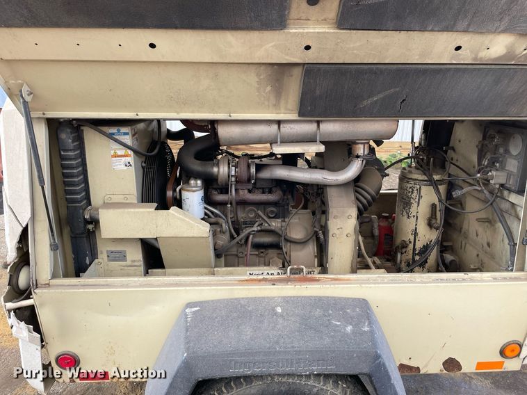 image for item DL3845 2007 Ingersoll Rand P185WJD  air compressor