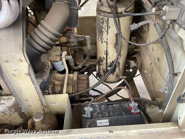 image for item DL3845 2007 Ingersoll Rand P185WJD  air compressor