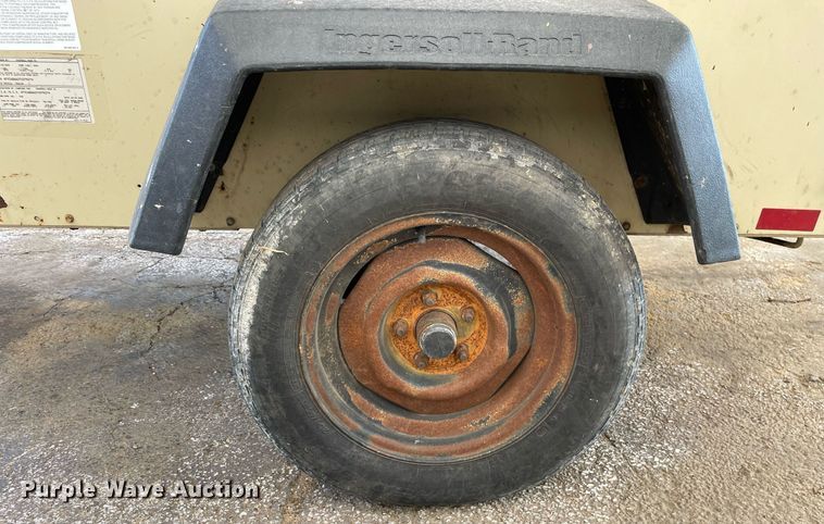 image for item DL3845 2007 Ingersoll Rand P185WJD  air compressor