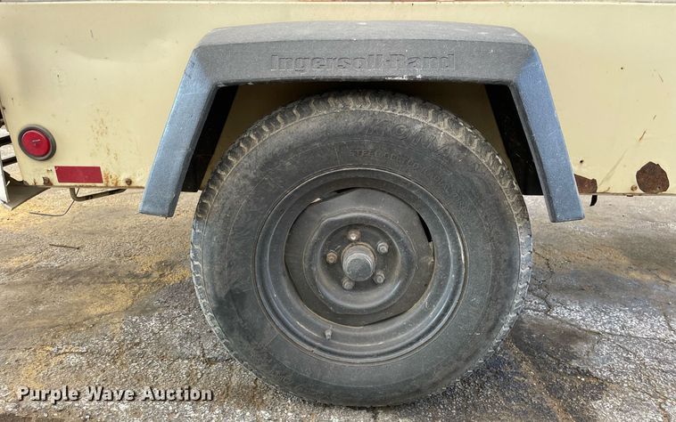 image for item DL3845 2007 Ingersoll Rand P185WJD  air compressor