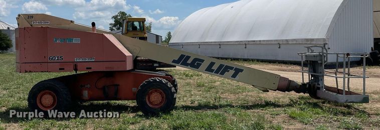 image for item DL3846 1999 JLG 601S  boom lift