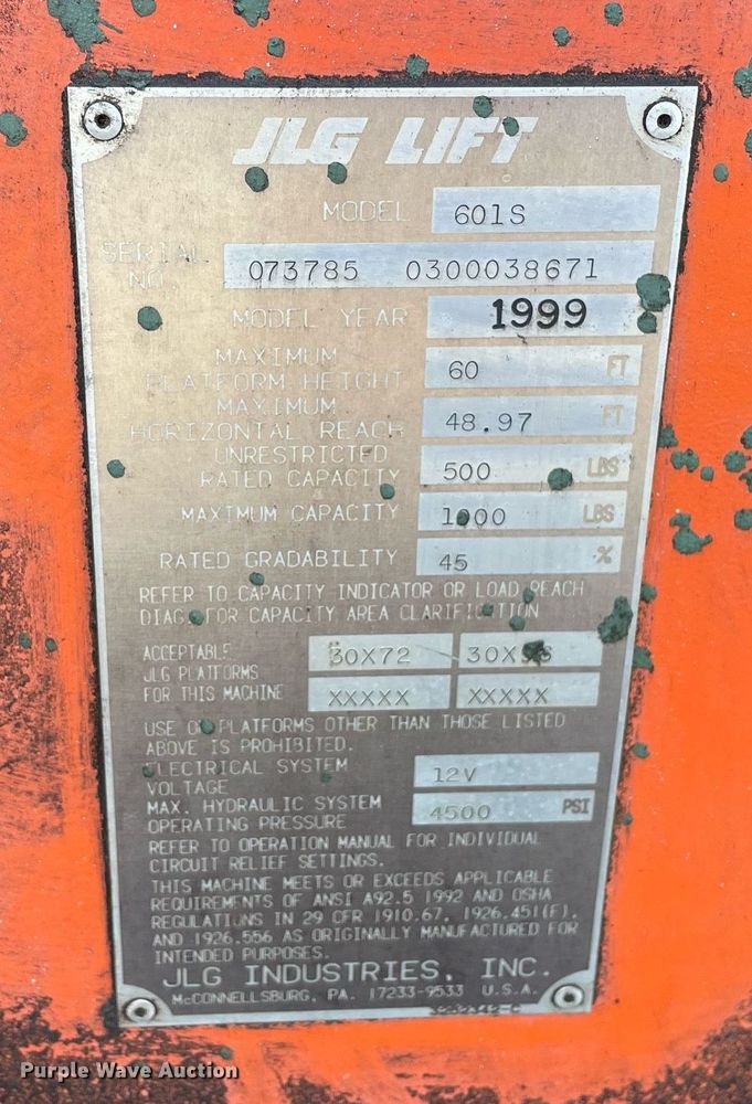 image for item DL3846 1999 JLG 601S  boom lift