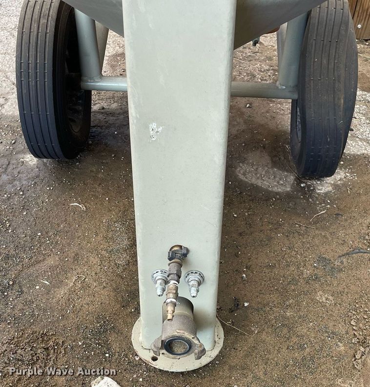 image for item DL3847 2016 Clemco 2024  sandblaster