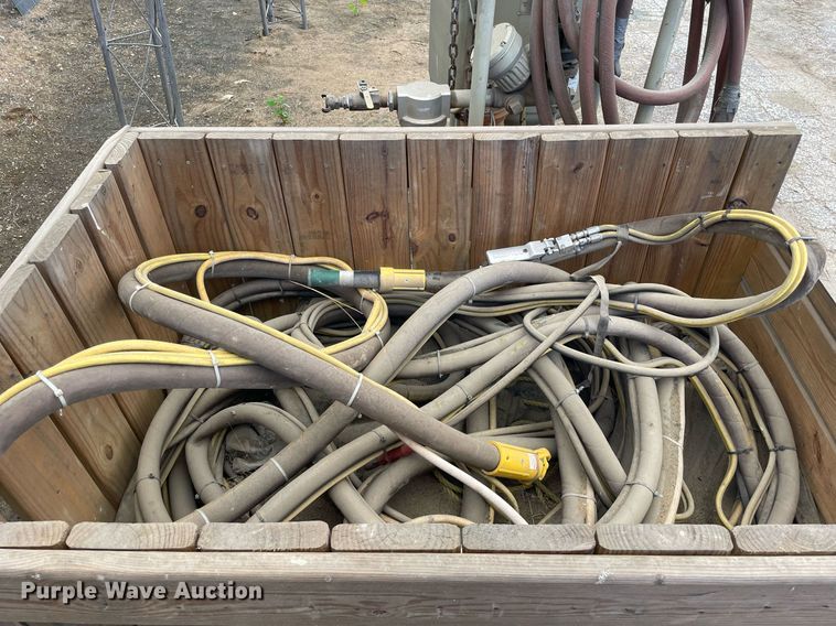 image for item DL3847 2016 Clemco 2024  sandblaster