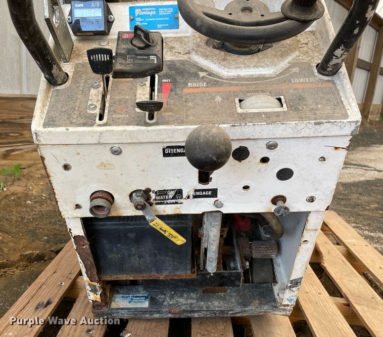 image for item DL3848 Vantage 156498-DV  concrete saw