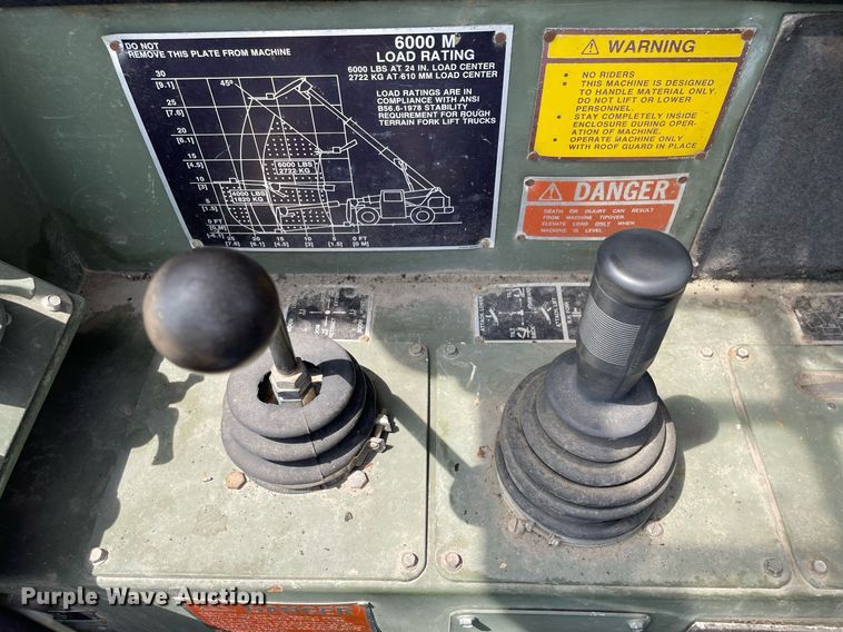 image for item DL3850 1989 Sky Trak 6000M  telehandler