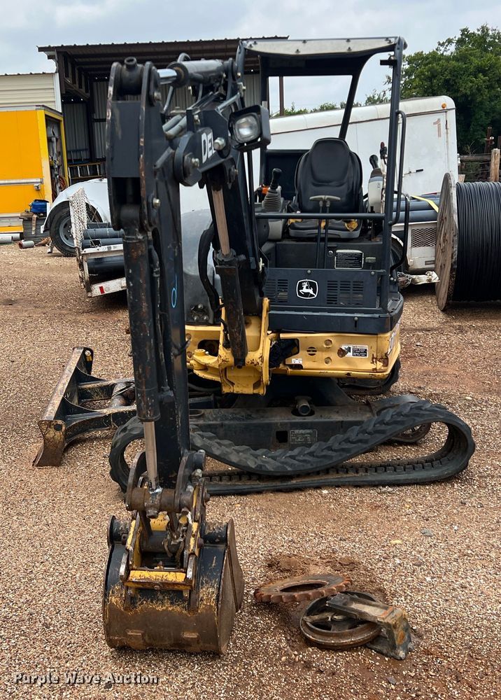 image for item DN3070 2012 John Deere 27D  mini excavator