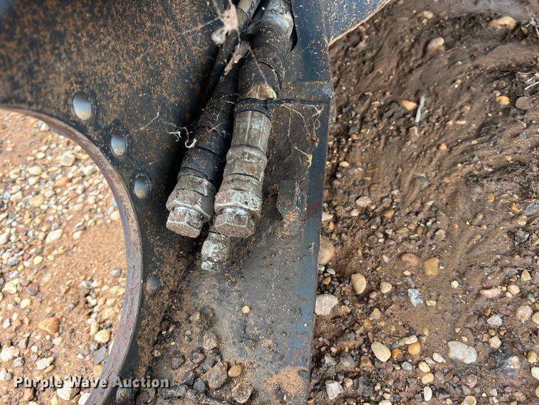 image for item DN3070 2012 John Deere 27D  mini excavator