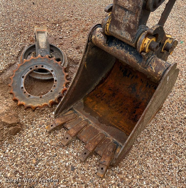 image for item DN3070 2012 John Deere 27D  mini excavator