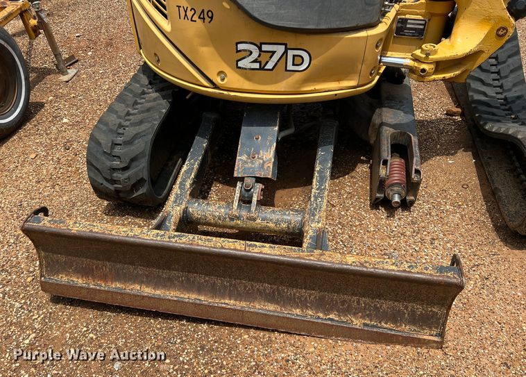 image for item DN3070 2012 John Deere 27D  mini excavator