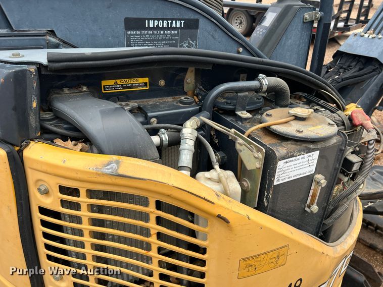 image for item DN3070 2012 John Deere 27D  mini excavator