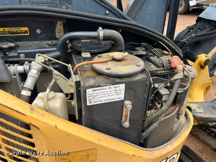 image for item DN3070 2012 John Deere 27D  mini excavator