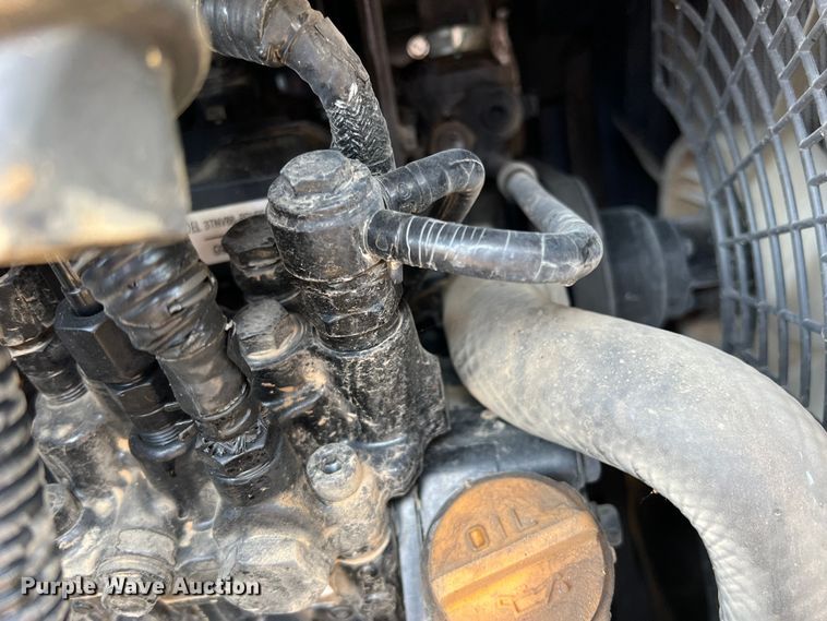 image for item DN3070 2012 John Deere 27D  mini excavator