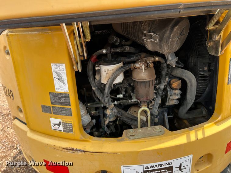 image for item DN3070 2012 John Deere 27D  mini excavator