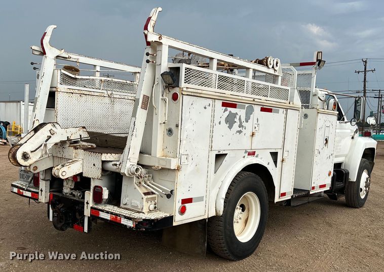 image for item DN3071 1989 Ford F800  reel truck