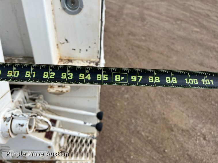 image for item DN3071 1989 Ford F800  reel truck