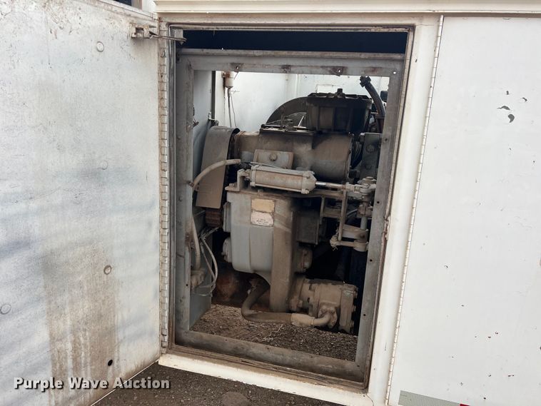 image for item DN3071 1989 Ford F800  reel truck