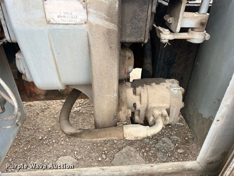 image for item DN3071 1989 Ford F800  reel truck