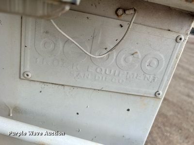 image for item DN3071 1989 Ford F800  reel truck