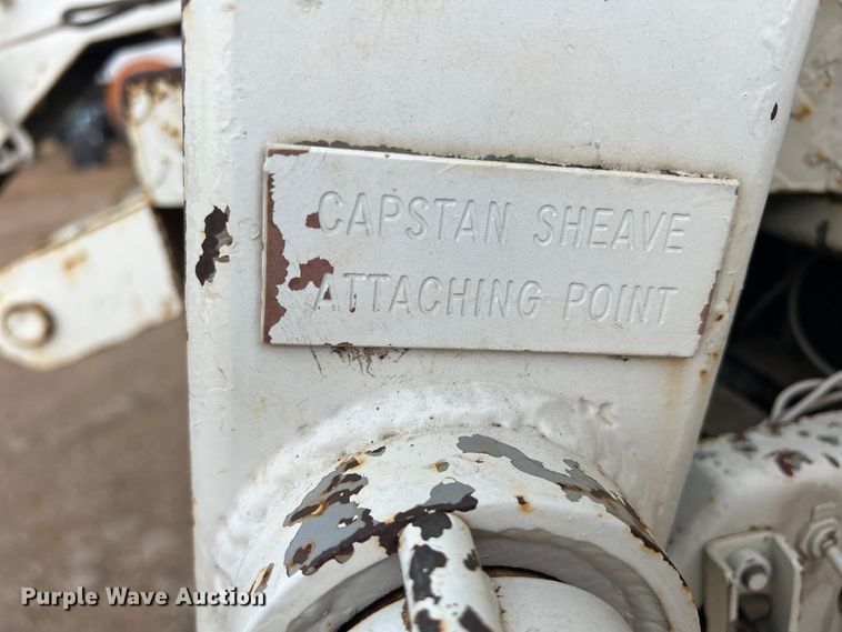 image for item DN3071 1989 Ford F800  reel truck