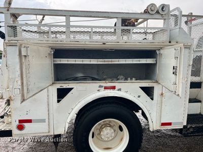 image for item DN3071 1989 Ford F800  reel truck