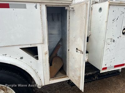 image for item DN3071 1989 Ford F800  reel truck