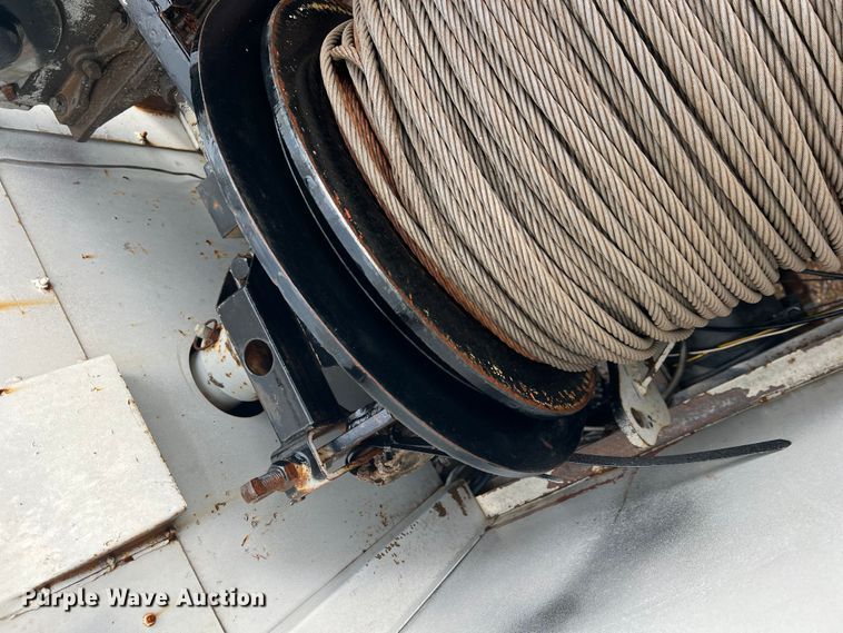 image for item DN3071 1989 Ford F800  reel truck