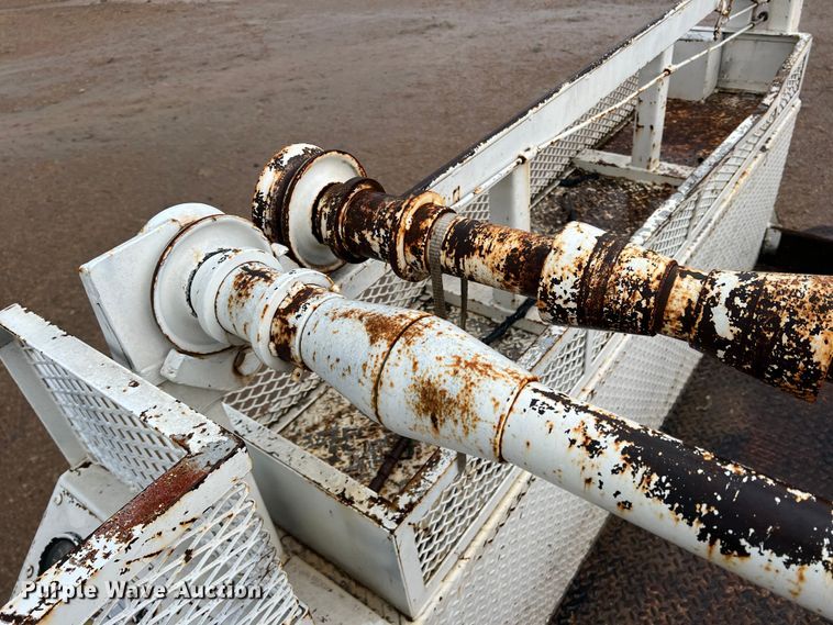 image for item DN3071 1989 Ford F800  reel truck